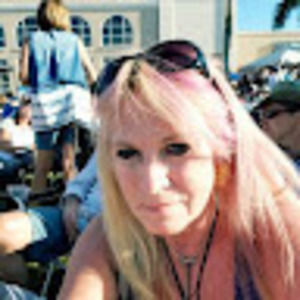 Meet your Posher, Annette